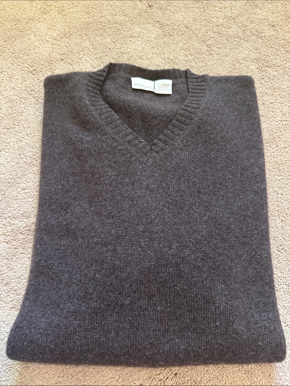 Merona Men's V-Neck Sweater - Dark Brown 100% Cashmere